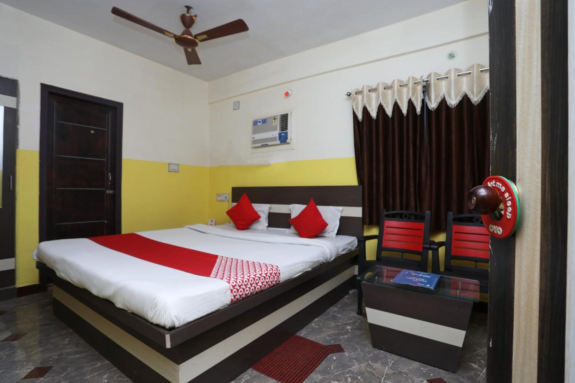 Oyo 26152 Hotel Aarush Дігха Екстер'єр фото